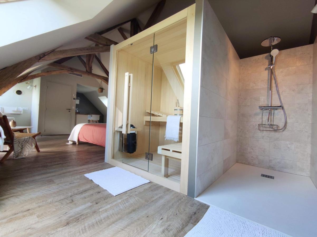 La Douce Halte - Gites Avec Spa Ou Sauna Saint-Ouen-Des-Toits Eksteriør billede
