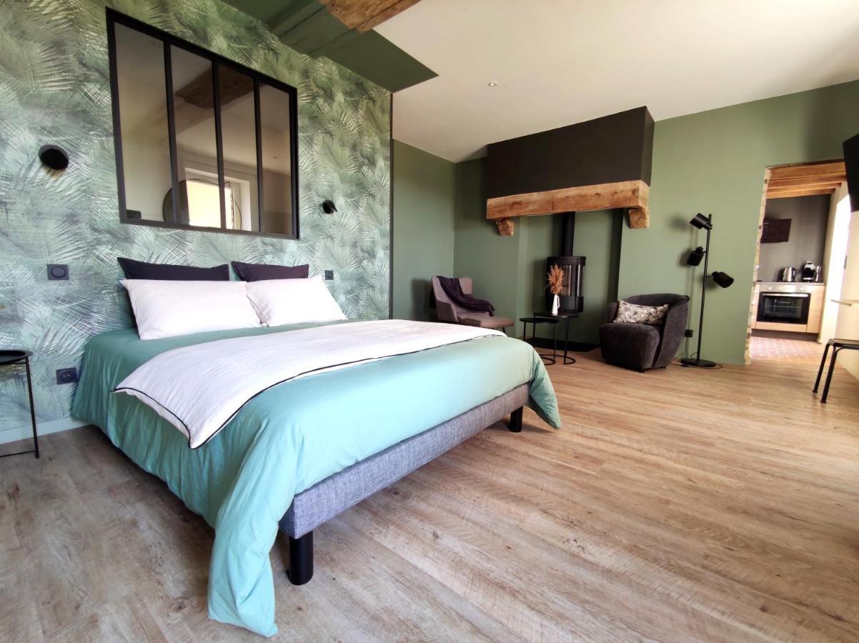 La Douce Halte - Gites Avec Spa Ou Sauna Saint-Ouen-Des-Toits Eksteriør billede