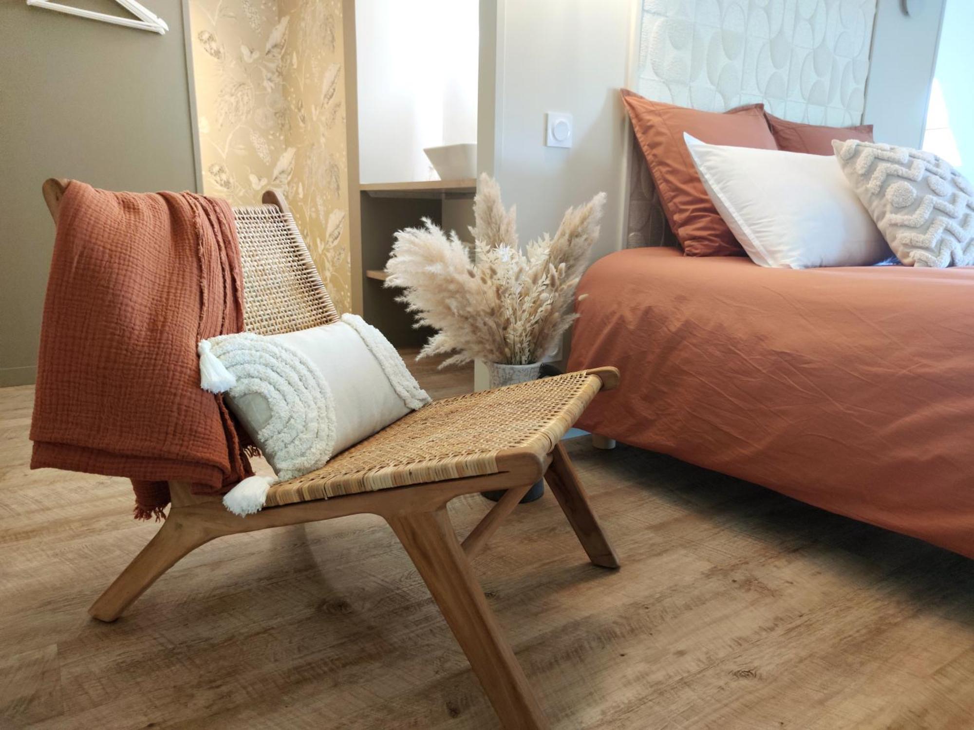 La Douce Halte - Gites Avec Spa Ou Sauna Saint-Ouen-Des-Toits Eksteriør billede